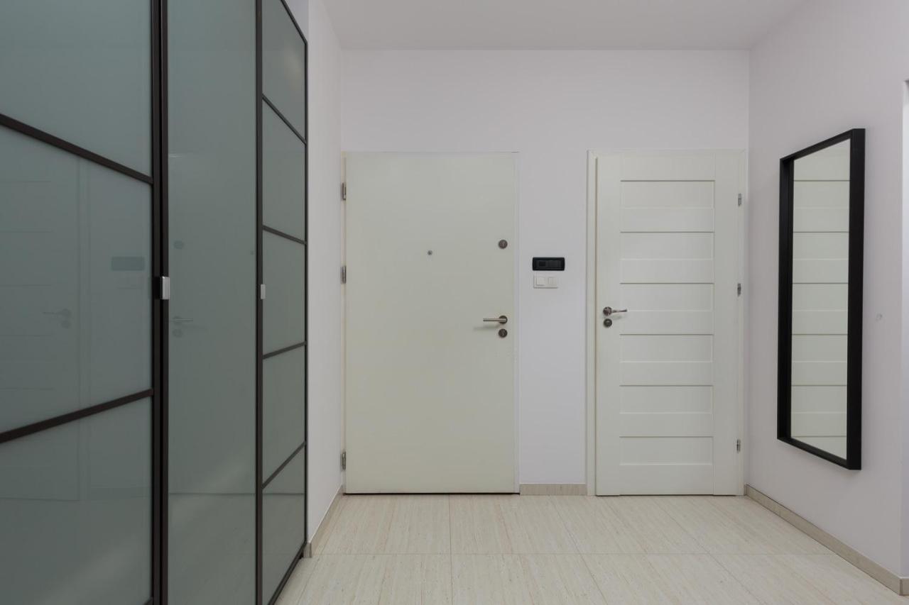 Kolejowa Apartments Warsaw By Noclegi Renters Exterior photo