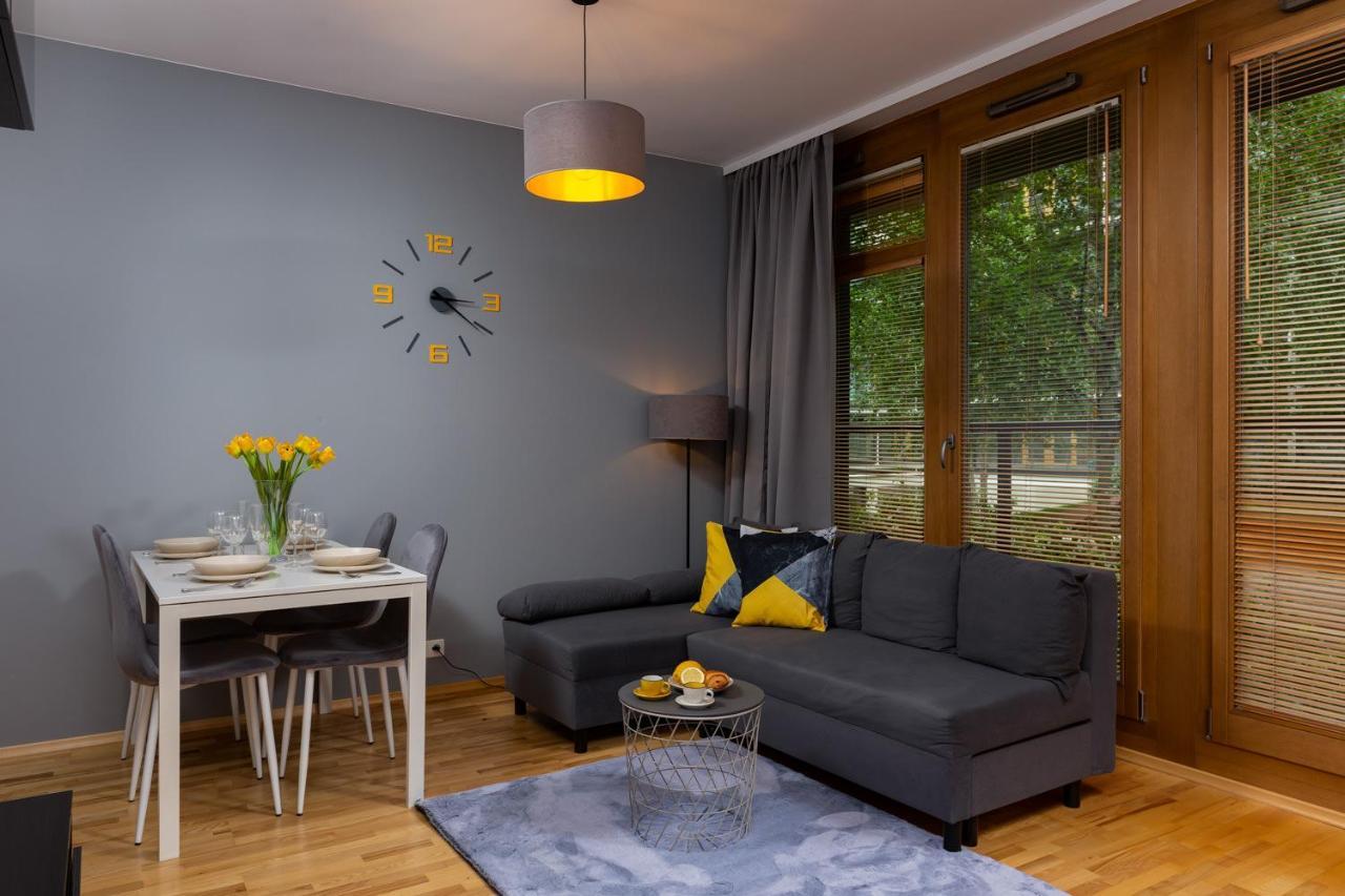 Kolejowa Apartments Warsaw By Noclegi Renters Exterior photo