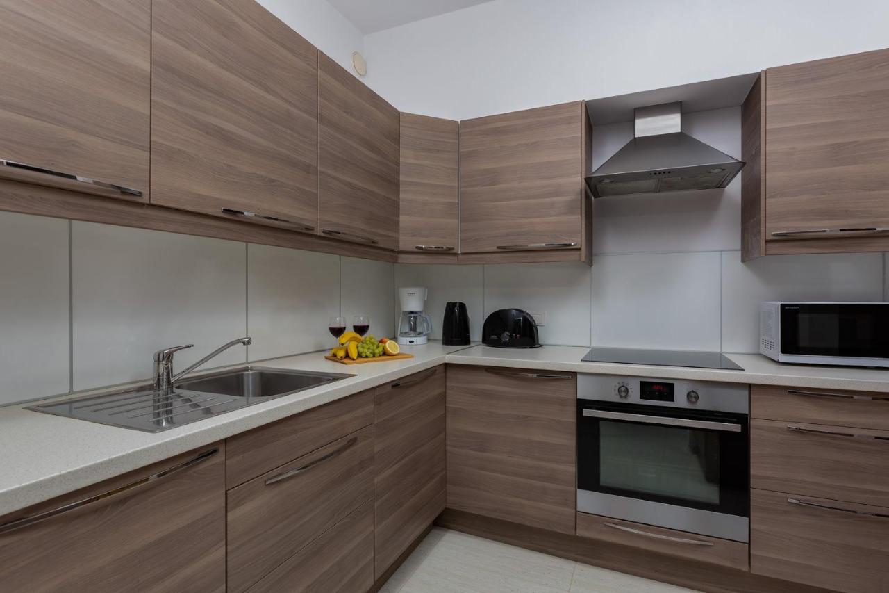 Kolejowa Apartments Warsaw By Noclegi Renters Exterior photo