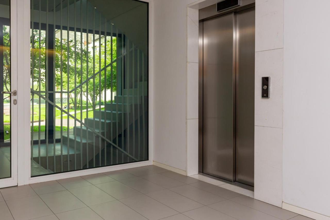 Kolejowa Apartments Warsaw By Noclegi Renters Exterior photo